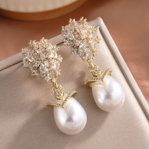 ZAKOL Luxury Big Teardrop Pearl Drop ต่างหูสําหรับผู้หญิงดอกไม้ Shiny Zircon งานแต่งงานเครื่องประดับของขวัญ