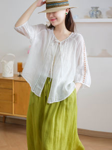 XIAOER | Áo Blouse Mỏng Dính Ren Ramie Cổ Trễ Thắt Dây Rộng 100