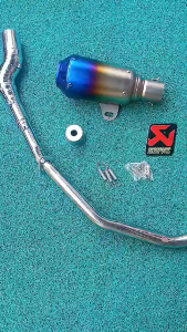 Stainless elbow Rouser 135 with Akraphovic Round