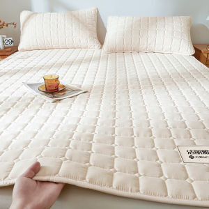 GRACE | Hypoallergenic Slip Resistant Mattress Pad