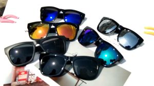 Zaman Now - Kacamata Fashion Bingkai Hitam / Kacamata Wanita & Pria / Fashion Style / Eyeglasses