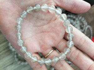 Vòng tay đá thạch anh tóc trắng 6li 8li 10li 12li thiên nhiên bao kiểm định đá quý