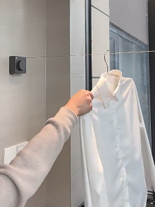 Multifunctional Indoor and Outdoor Wall Mounted Clothesline with No Drilling Retractable Rope Rack