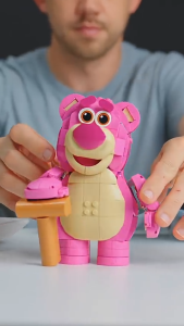 [BrickStory] LEGO Disney and Pixar Toy Story Lotso (43306)(570 Pieces)