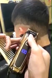 Kemei KM-1995 Hair Clipper Professional LCD Monitor Hair Trimmer Men Beard Electric Cutter Hair Cutting Machine Cordless Clipper