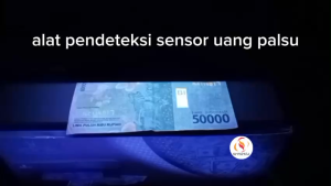Alat Pendeteksi Sensor Uang Palsu Meja Kantor Dagang / Money Detector Ultraviolet Blue