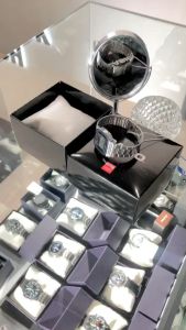 นาฬิกา Casio Digital Classic Watch รุ่น A158WA-1DF คาสิโอ - ข้อมูลจำเพาะ, กันน้ำ 30 เมตร, LED สีเขียว, ตั้งเวลาปลุก, น้ำหนักเบา, ด้านหลังสแตนเลสสตีล, ของแท้100%