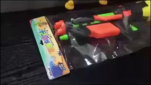 Pistol air mainan anak-anak permainan menembak pistol air mainan berkapasitas tinggi penjualan panas model Gatling