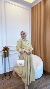 Belaria Set Rok Bahan Crinkle Setelan Wanita Kekinian 2024 Viral One Set 2in1 Wanita Korean Style