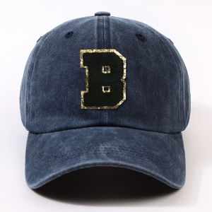 Fashionable 26 Letter Stick Label Hip-Hop Baseball Cap Adjustable Curved Brim Dad Hat for Men and Women Street Outdoor Party