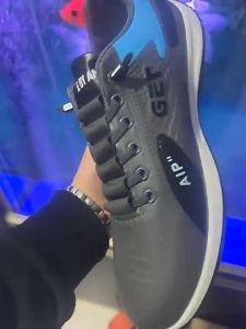 Men Korean Fashion Low Cut Rubber Shoes Breathable Lace Up Sports Sneakers Comfortable Flat Casual Shoes For Men breathable board shoes