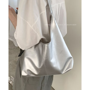 Trendy Silver Underarm Tote Bag for Women Summer 2024 New Style Large Capacity Single Shoulder Bag Suitable for Students