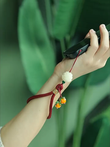 Gantungan HP Persimmon Ruyi Liuli Premium Tali Pergelangan Tangan Ponsel Anti Lost Elegant