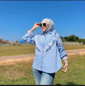 Kemeja Salur Wanita Renda Kekinian/Atasan Wanita Terbaru.katun salur