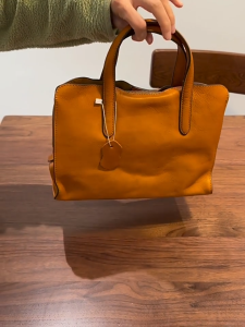 2026 new handbag for women with top layer cowhide womens casual versatile tote bag small leather shoulder crossbody bag