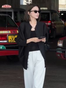 YUFUQING | Korean Style Loose Fit Long Sleeve Black Jacket Womens Fashion Autumn 2025 Early Season Lightweight Versatile Slimming Shirt