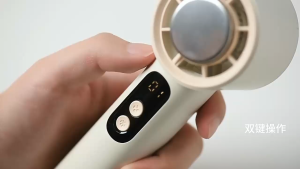 2000MAH Outdoor refrigeration handheld mini fan Office desktop USB charge small fan Semiconductor convenient digital display fan