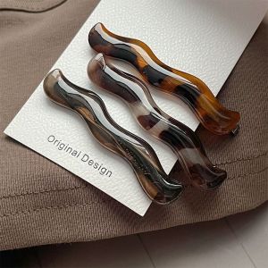 กิ๊บติดผมลายเสือดาวสุดเก๋ สไตล์เกาหลี กิ๊บติดผมด้านข้าง ทรงปากเป็ด ตกแต่งผม วัสดุเรซิน ราคาไม่เกิน 20 หยวน กิ๊บติดผมด้านข้าง