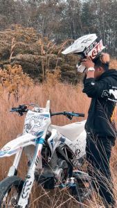 Decal KLX Gordon putih full body premium 2024 by Distore racing