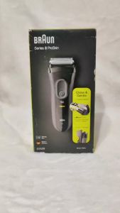 Braun Series 3 ProSkin Electric Shaver For Men With Precision Trimmer Rechargeable and Cordless 100% Waterproof UK 2 Pin Plug 3000s (Packaging May Vary)