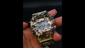 นาฬิกาแฟชั่น รุ่นยักษ์เล็ก ระบบดิจิตอลสุดฮิต ไฟ Black Light สว่างเต็มจอ ( พร้อมกล่อง )