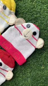 Topi Bayi Rajut Tebal Hangat Motif Salur Monkey