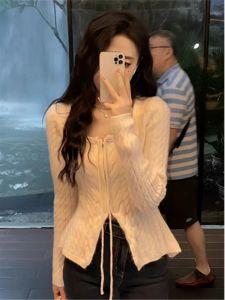 WANGGONGZHU | Womens Knitted Sweater Slim Fit Long Sleeve Round Neck Soft Cozy Outerwear Winter Fashion French Style Warmth Heating Pure Color