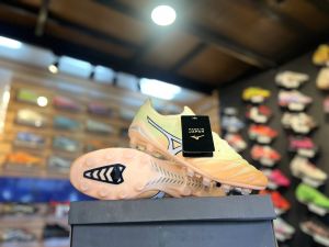 รองเท้าฟุตบอล Mizuno Morelia Neo IV Pro FG ตัวท็อป