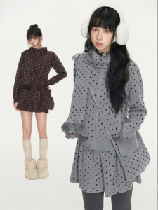NAPSNAPS | Bộ Đồ Nữ 3 Mảnh Gốc Dots Áo Kẻ Zipper và Chân Váy cho Mùa Thu