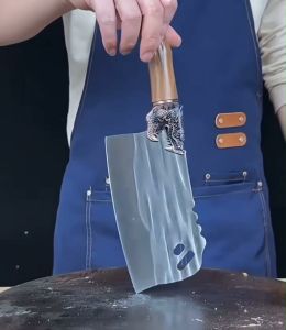 WOGO-966 มีดมังกร เสริมมงคล ค้าขาย ร่ำรวย มีดทำครัวสไตล์มังกร สไตล์ญี่ปุ่น และการออกแบบที่เป็นเอกลักษณ์