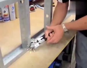 Kềm Bấm Khung Xương Trần Thạch Cao Kết Nhối Nhanh Không Cần Đinh Vít Size 10 Inch