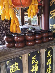 Commercial Ceramic Soup Pot Clay Pot Stew Pot Small Porcelain Jar Nanchang Folk Kitchen Cooking Utensils Traditional Chinese Style