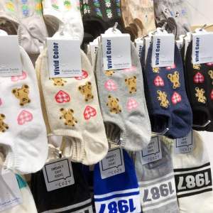 Sale (5คู่/10คู่)ถุงเท้าแฟชั่นผู้หญิง ลายเกาหลี ผ้าฝ้าย ลายยิ้มA1