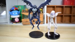 Death Note Anime Figures Statue Ryuk Rem PVC Action Figureine Movie Collection Model Toys For Boys Gift Anime Death Note Figure Ryuk Ryuuku Rem Scale Model PVC Figure Decorative Ornaments Fans Collect Gifts Toys