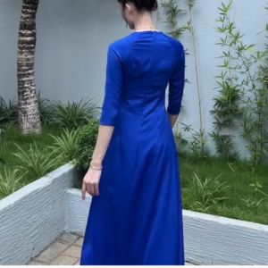 Áo dài xanh coban truyền thống đính ngọc may sẵn xanh dương đậm trơn lụa tây thi bóng nhẹ cao cấp loại I