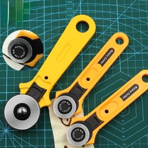 CUTTER / PISAU PUTAR POTONG KAIN KERTAS PLASTIK ALAT BANTU JAHIT