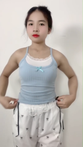 ชุดเซ็ตแฟชั่นลูกไม้แต่งโบว์ สำหรับผู้หญิงที่ชอบความหวาน สวยหรูดูดี ใส่แล้วมั่นใจ