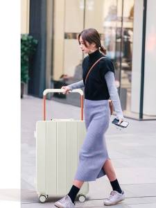 Large Capacity Aluminum Frame Luggage Suitcase Travel Bag for Men And Women 24 26 Inches Student Fashion Trend Password Box