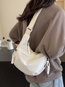 Casual Large Capacity Crossbody Bag for Students Women Commuting Single Shoulder Bag Korean Version New Lightweight Canvas Bag