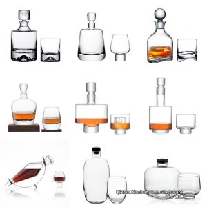 Decanter and Glassware Set for Whiskey Decoration