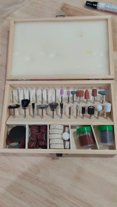 QBLADE Mata Die Grinder Set 100Pcs Accessories Kit Kotak Kayu 9119