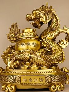 Tượng rồng cuộn hũ vàng bằng đồng phong thủy 2 cỡ cao 20cm và 32cm - Biểu tượng sức mạnh và tài lộc