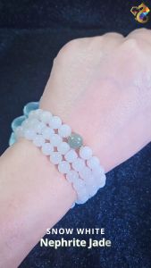 Super Premium Old Style Green Snow White Nephrite Jade Bracelet (Old Style Designer Round Beads)
