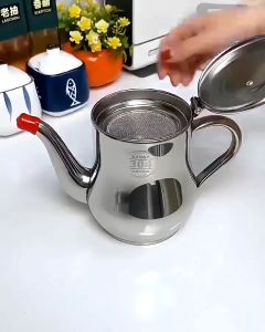 Kitchen Stainless Steel Oil Bottle Home Oil Storage Container Soy Sauce Vinegar Storage Container Oil Filter