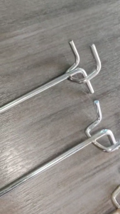 ฮุกผนังพันชิ้ง 1 ชั้น โครเมี่ยมขนาด 6 มิล ราคาถูกมาก ราคาต่อชิ้น