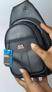 Tas Selempang Gendong Pria Merk DM | WaistBag Pria Merk DM Konveksi