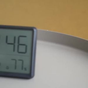 Ultra Thin Alarm Clock Temperature Hygrometer Multifunction Magnetic Design Digital Clock Wall-mounted Electronic Desk Clocks
