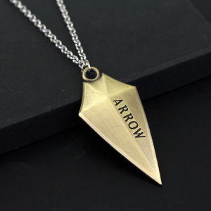 Fashion Arrow Logo Oliver Queen Hero TV Pendant Necklace Suspension Arrow Choker Necklace Collier Jewelry Gift