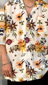 TAO SHOP เสื้อเชิ้ต ผู้ชาย แขนสั้น คอปก ลายดอกไม้ ดีไซน์เก๋ๆ ไม่ซ้ำใคร เนื้อผ้าใส่สบาย เหมาะกับทุกโอกาสไปเที่ยว หรือนัดกับเพื่อน แน่นอนว่าคุณจะดูเท่ห์