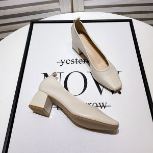 สไตล์การเดินทางที่เรียบง่ายรองเท้าหัวเหลี่ยมส้นหนาหนังนิ่มส้นสูงผู้หญิง